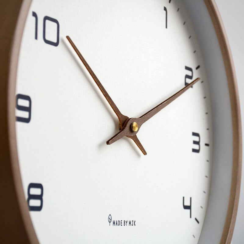 Reloj de pared de madera - simplicidad escandinava