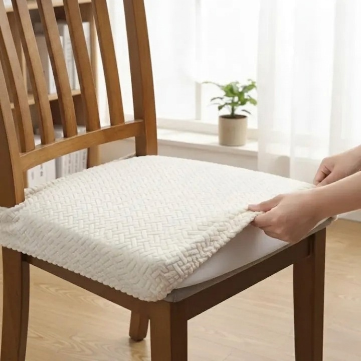 Juego de 4 Fundas de Silla Elásticas – Impermeables, Resistentes a Manchas, Lavables a Máquina