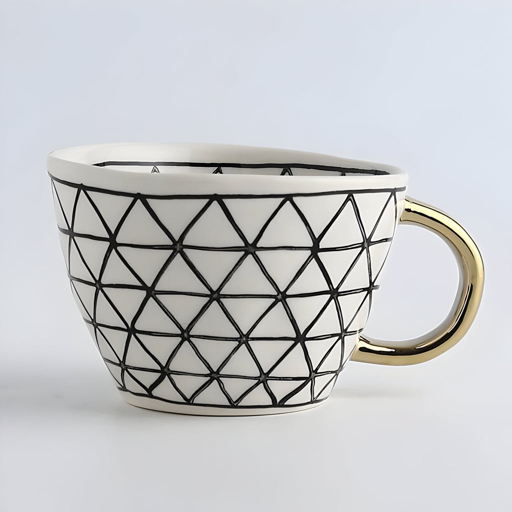 Taza de cerámica con diseño geométrico – Elegante y moderna | Ideal para café o té