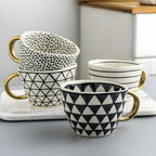 Taza de cerámica con diseño geométrico – Elegante y moderna | Ideal para café o té