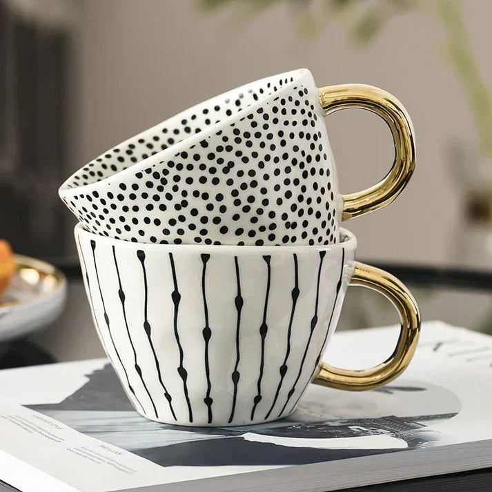 Taza de cerámica con diseño geométrico – Elegante y moderna | Ideal para café o té