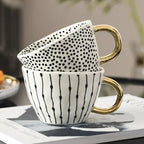 Taza de cerámica con diseño geométrico – Elegante y moderna | Ideal para café o té