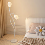 Lámpara de Pie Manta Blomster Moderna | 56,3" | Diseño de Metal y Moldeo por Rotación | Brick by Brick