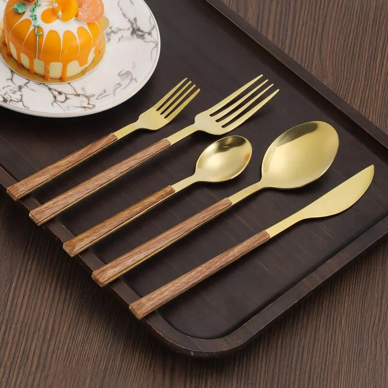 Conjunto de Cubiertos WaldenGrace Lyx con Mango de Madera