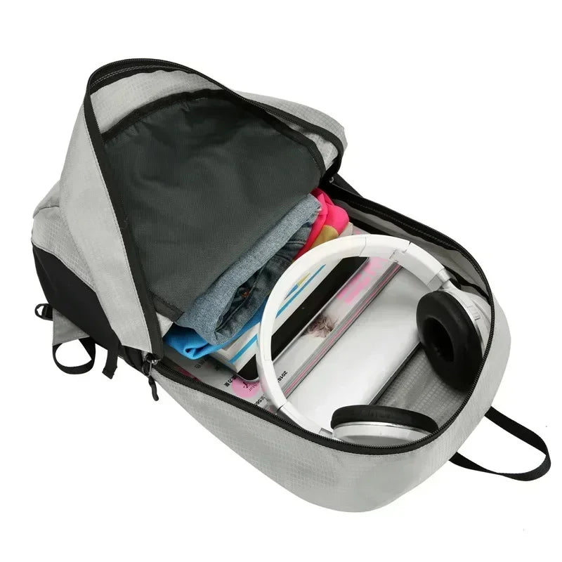 Carvallo PackLite 20 L | Ultraligero y A Prueba de Agua | Plegable para Viajes y Senderismo