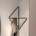 NordicFrame Perchero – Diseño Minimalista y Geométrico