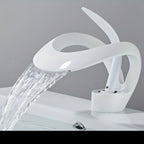 AquaGleam - Grifo de lavabo de baño estilo minimalista