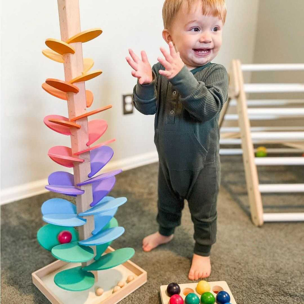 Set de Carrera de Canicas – Construye, aprende y juega con vías vibrantes