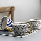 Taza de cerámica con diseño geométrico – Elegante y moderna | Ideal para café o té