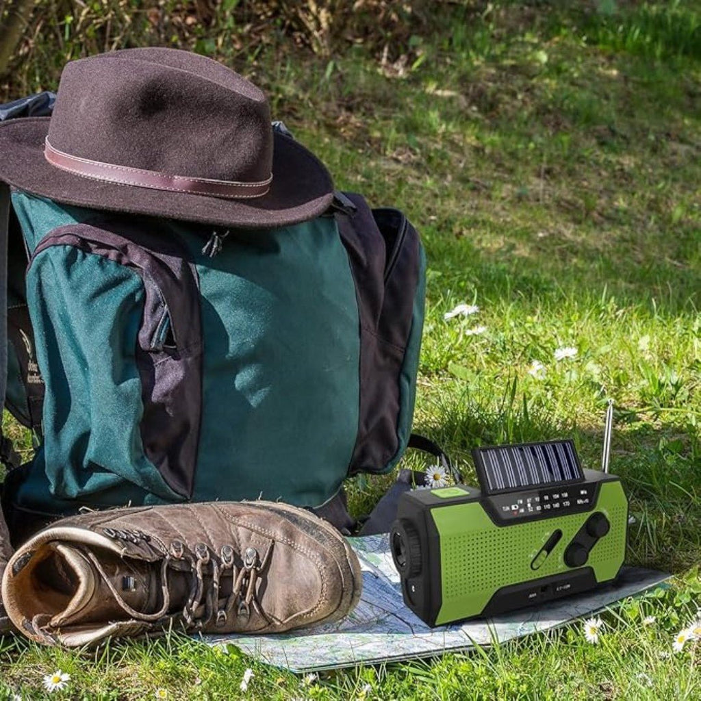 SurviveLite – Radio de Emergencia Solar con Batería de 4000mAh
